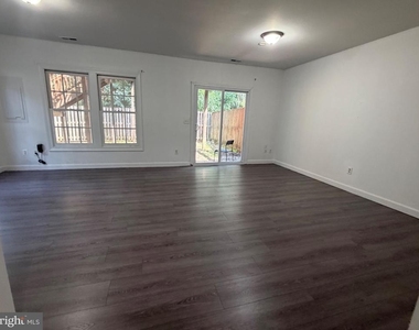 4009 Dogberry Lane - Photo Thumbnail 34