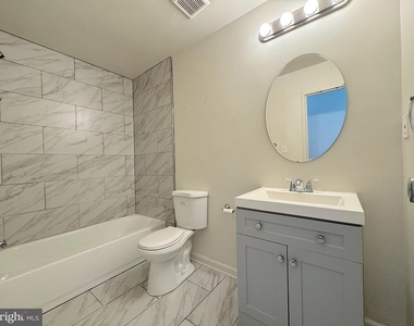 9503 Hagel Circle - Photo Thumbnail 16