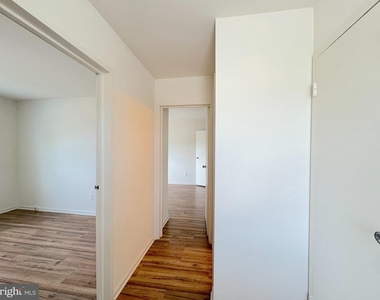 9503 Hagel Circle - Photo Thumbnail 13