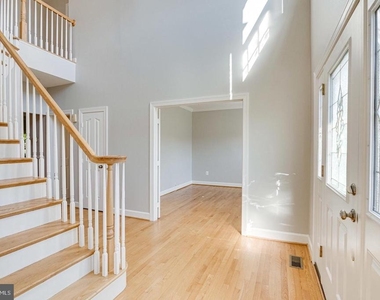 1168 Taji Court - Photo Thumbnail 8