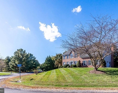 1168 Taji Court - Photo Thumbnail 4