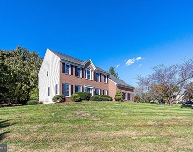 1168 Taji Court - Photo Thumbnail 3
