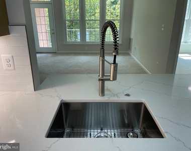 12180 Abington Hall Place - Photo Thumbnail 19