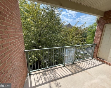 12180 Abington Hall Place - Photo Thumbnail 11