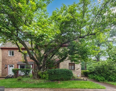 10343 Bushman Drive - Photo Thumbnail 1