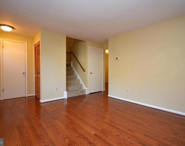 3151 Ellenwood Drive - Photo Thumbnail 3