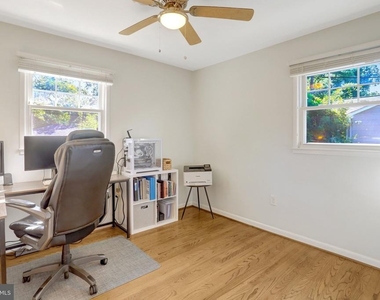7907 Donelson Street - Photo Thumbnail 20