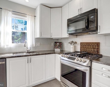 7907 Donelson Street - Photo Thumbnail 17