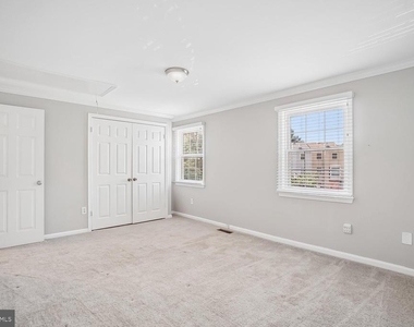 6505 Coachleigh Way - Photo Thumbnail 15