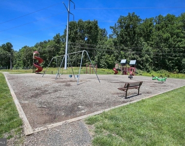 6505 Coachleigh Way - Photo Thumbnail 53