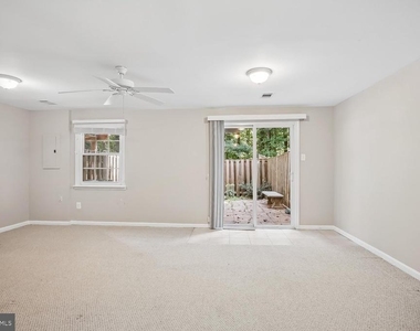 6505 Coachleigh Way - Photo Thumbnail 23