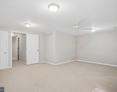 6505 Coachleigh Way - Photo Thumbnail 25
