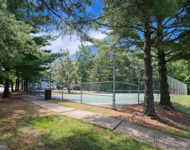 6505 Coachleigh Way - Photo Thumbnail 36