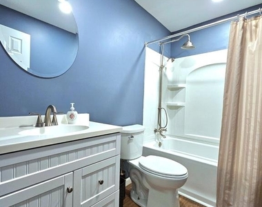 110 Bentpath Court - Photo Thumbnail 33