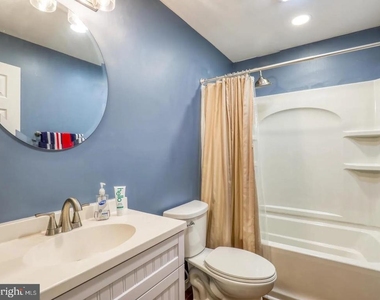110 Bentpath Court - Photo Thumbnail 23