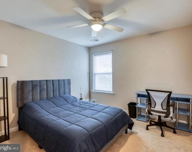 110 Bentpath Court - Photo Thumbnail 19