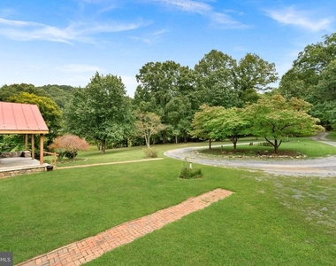 422 Duke Lane - Photo Thumbnail 59