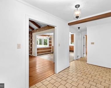 422 Duke Lane - Photo Thumbnail 25