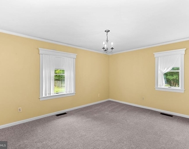 422 Duke Lane - Photo Thumbnail 35