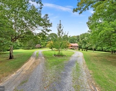 422 Duke Lane - Photo Thumbnail 60