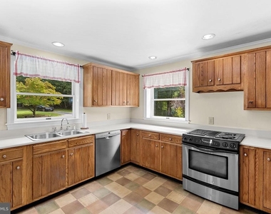 422 Duke Lane - Photo Thumbnail 22
