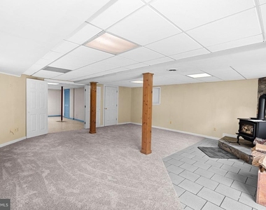 422 Duke Lane - Photo Thumbnail 45