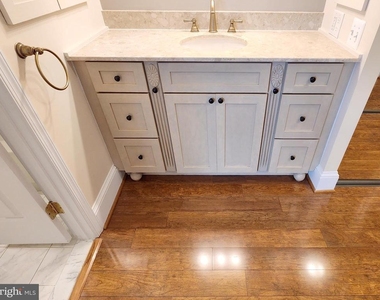 2181 Jamieson Avenue - Photo Thumbnail 33
