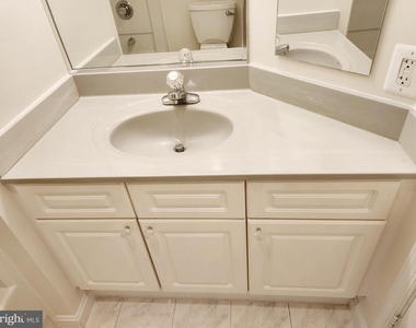 2181 Jamieson Avenue - Photo Thumbnail 24