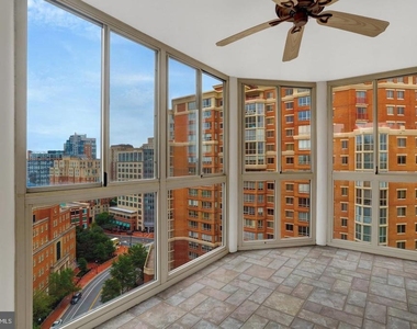 2151 Jamieson Avenue - Photo Thumbnail 36