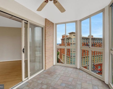 2151 Jamieson Avenue - Photo Thumbnail 35