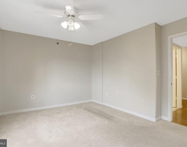 2151 Jamieson Avenue - Photo Thumbnail 21