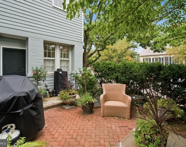 520 Prince Street - Photo Thumbnail 17