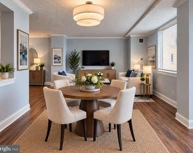 501 Slaters Lane - Photo Thumbnail 15