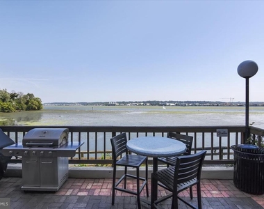 501 Slaters Lane - Photo Thumbnail 55