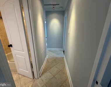 501 Slaters Lane - Photo Thumbnail 46