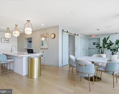 501 Slaters Lane - Photo Thumbnail 70