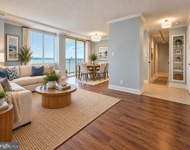 501 Slaters Lane - Photo Thumbnail 14