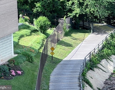 501 Slaters Lane - Photo Thumbnail 52