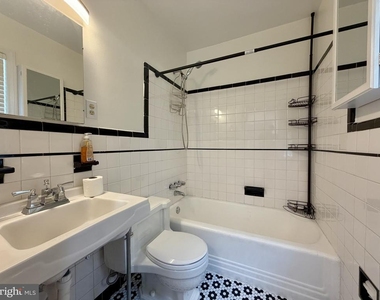 2811 Valley Drive - Photo Thumbnail 18