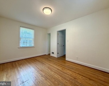 2811 Valley Drive - Photo Thumbnail 10