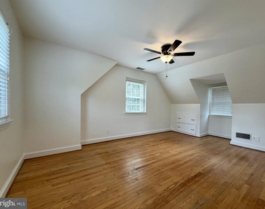 2811 Valley Drive - Photo Thumbnail 17