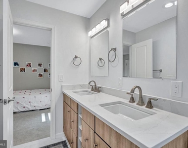 406 Tennessee Avenue - Photo Thumbnail 29