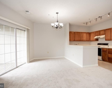 279 S Pickett - Photo Thumbnail 16