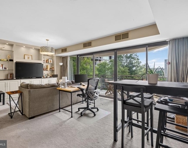 1530 Key Boulevard - Photo Thumbnail 6