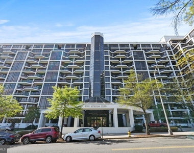 1530 Key Boulevard - Photo Thumbnail 2