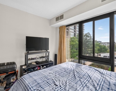1530 Key Boulevard - Photo Thumbnail 20
