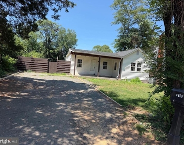 3519 17th Street S - Photo Thumbnail 2