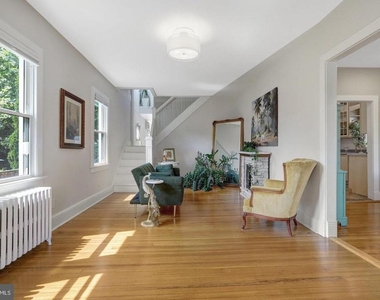 915 20th Street S - Photo Thumbnail 4
