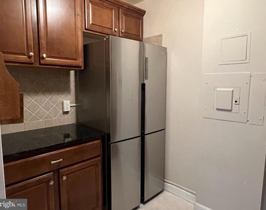 1021 Arlington Boulevard - Photo Thumbnail 8