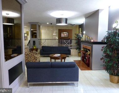 1021 Arlington Boulevard - Photo Thumbnail 1
